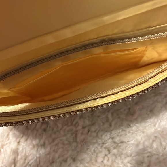 Gold beaded purse - Picture 4 of 4